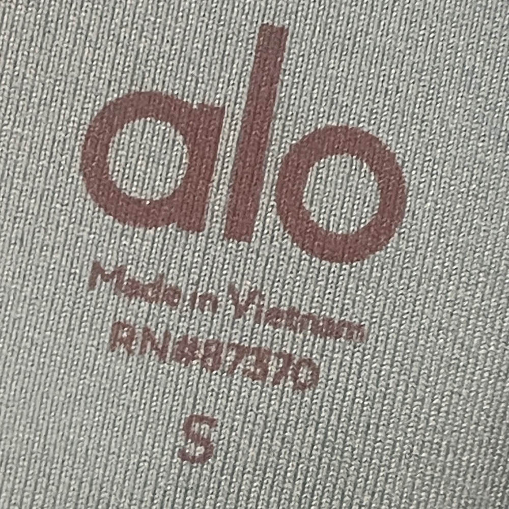 Alo High Waisted Ocean Teal Preformance Biker Shorts - Picture 7 of 15
